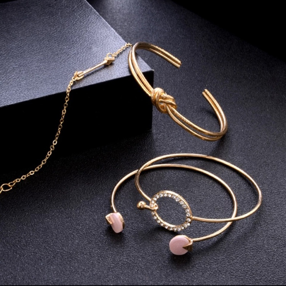 🔴5/$20⚠️𝗖𝗟𝗘𝗔𝗥𝗔𝗡𝗖𝗘⚠️Pink Bracelets NEW - Picture 5 of 9